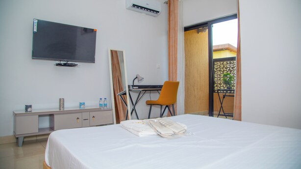 Unclassified image, 1 of 3, button - Sakoa Residence   (Abidjan)