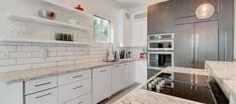 Villa Solara Grove by Solu: Luxury, Gated, Free Parking