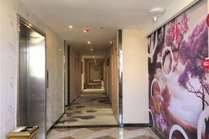 Unclassified image, 5 of 43, button - chengfeng hotel(jianggao dian) (Guangzhou)