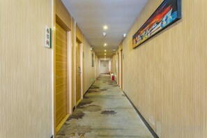 Unclassified image, 3 of 43, button - chengfeng hotel(jianggao dian) (Guangzhou)
