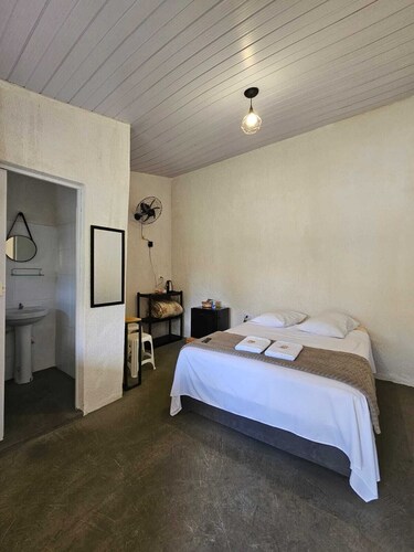 Standard Double Suite 01