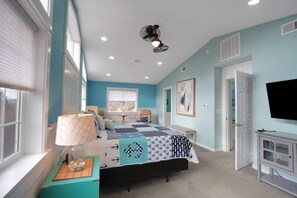 4 bedrooms, iron/ironing board, free WiFi, bed sheets