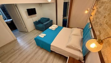 標準雙人房 | 高級寢具、手提電腦工作空間、免費 Wi-Fi、床單
