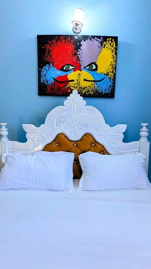 1 bedroom, in-room safe, iron/ironing board, free WiFi