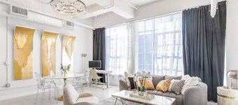 Chic DTLA 1-bedroom sleeps 4 with Rooftop Pool and Free Parking