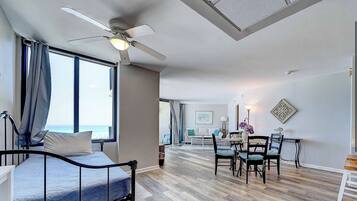 1 多间卧室、WiFi、床单