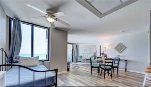 1 bedroom, WiFi, bed sheets - Sunbird Beach Resort Hotel Condo Rentals; Room 506W (Panama City Beach)