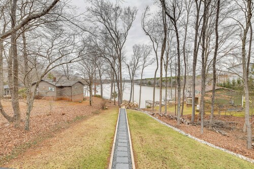 Deck & Lake Gaston Access: Dog-Friendly Getaway