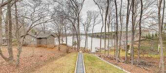 Deck & Lake Gaston Access: Dog-Friendly Getaway