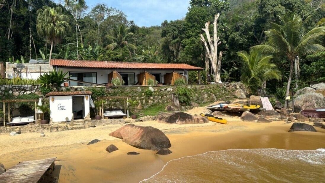 Fachada da propriedade