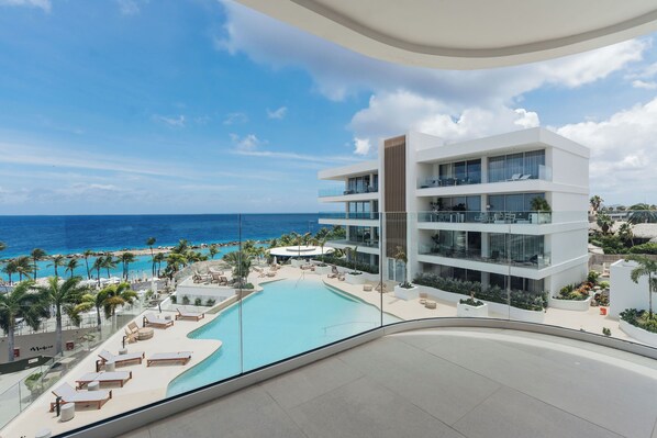 ONE Mambo 35 | Balcony view