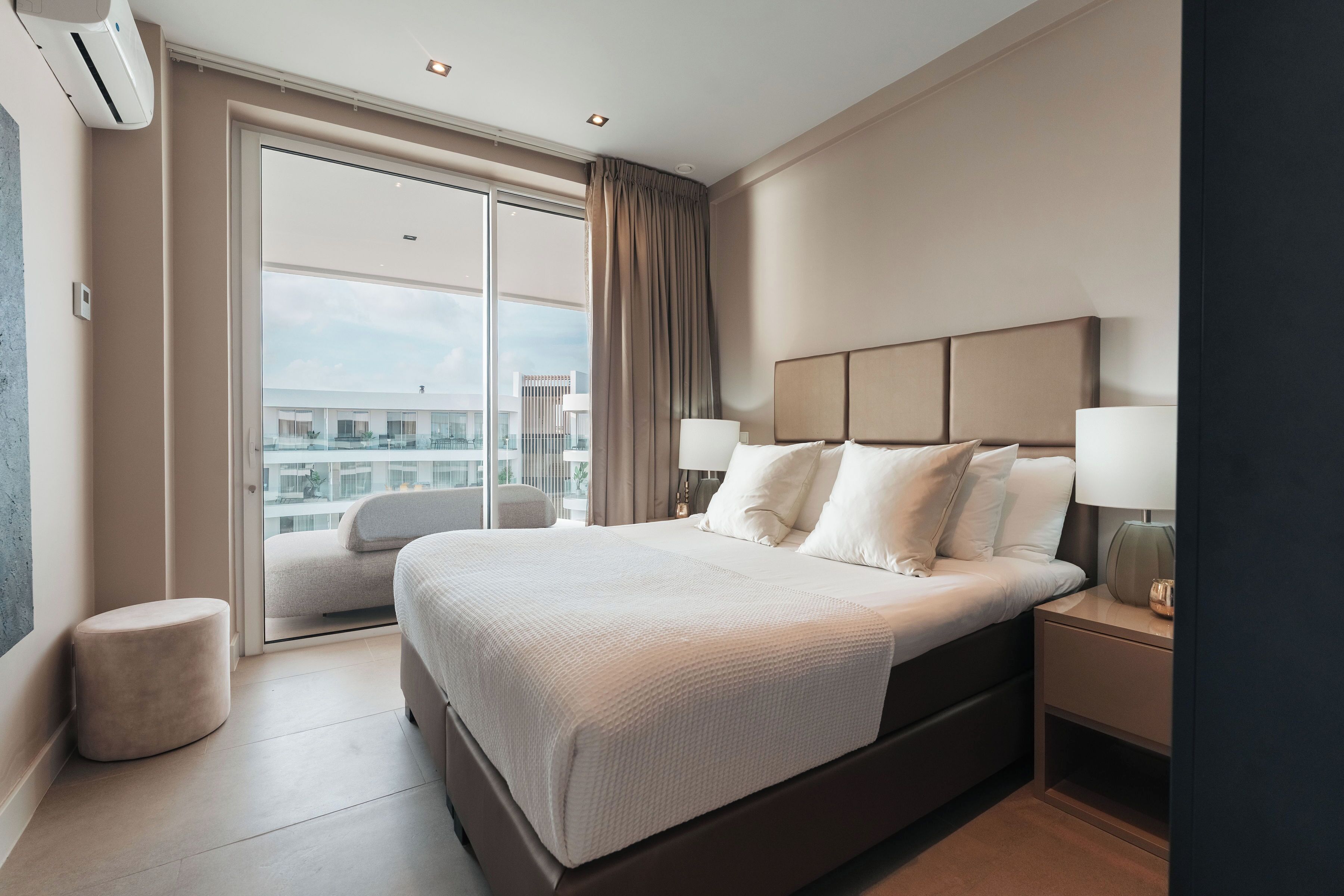 Luksusleilighet, 4 soverom, havutsikt, ved havkanten | Strykejern/-brett, wi-fi (inkludert) og sengetøy