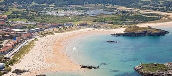 Beautiful Villa with private pool and beachfront location