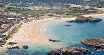 Beautiful Villa with private pool and beachfront location