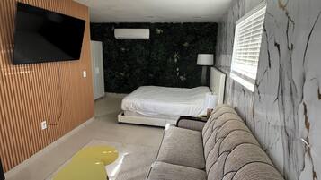 1 bedroom, iron/ironing board, WiFi