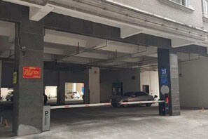 Free self parking