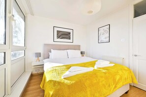 2 多间卧室、熨斗/熨衣板、WiFi、床单