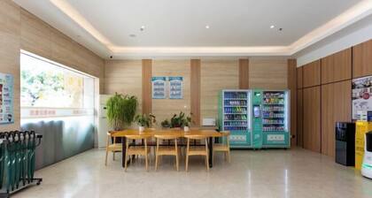 Shell Hotel (Shanghai Minhang Beiqiao Metro Station)