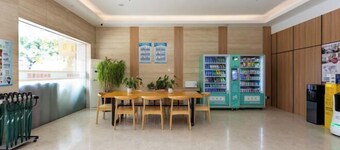 Shell Hotel (Shanghai Minhang Beiqiao Metro Station)