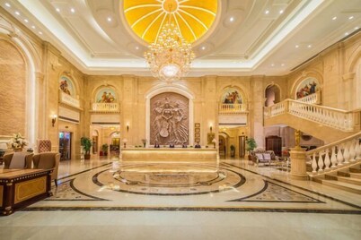 Vienna International Hotel (Chenzhou Wuling Square)