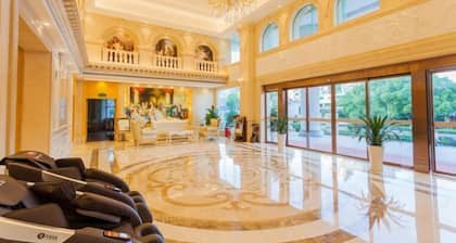 Vienna International Hotel (Chenzhou Wuling Square)