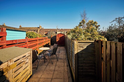 Blairgowrie - Cosy terraced cottage in town centre