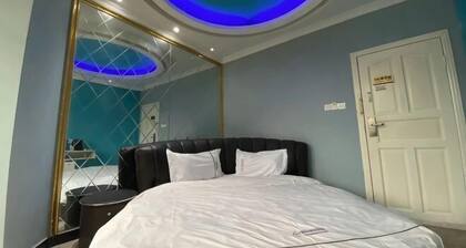 Wuwei E-sports Sunshine Holiday Hotel
