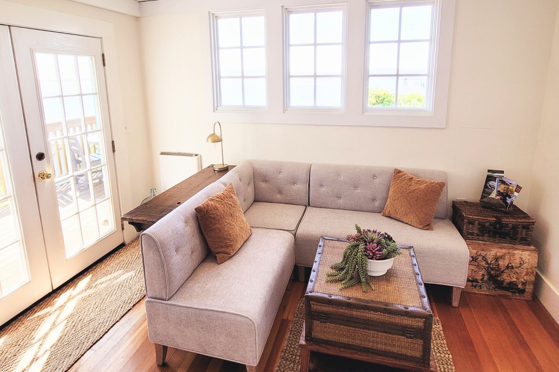 Romantic Waterfront/fire Pit/hot Tub/mins. To Beaches & Restaurants/pet Friendly - Bodega Bay, CA