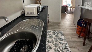Coffee/tea maker, fridge, microwave, stovetop - apartamento almazora II rentalholidays ref 036 (Almassora)