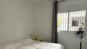 3 bedrooms, iron/ironing board - apartamento almazora II rentalholidays ref 036 (Almassora)