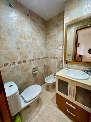 Bathroom - Apartamento Coral lll Rental Holidays Ref 035 (Oropesa del Mar)