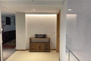 Unclassified image, 3 of 30, button - The XJ Hotel (Beijing)