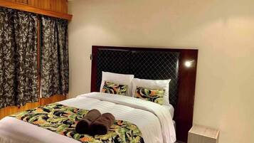 3 chambres, fer et planche Ă repasser, lit parapluie, Wi-Fi