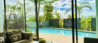 5 bedroom Family Home with great views