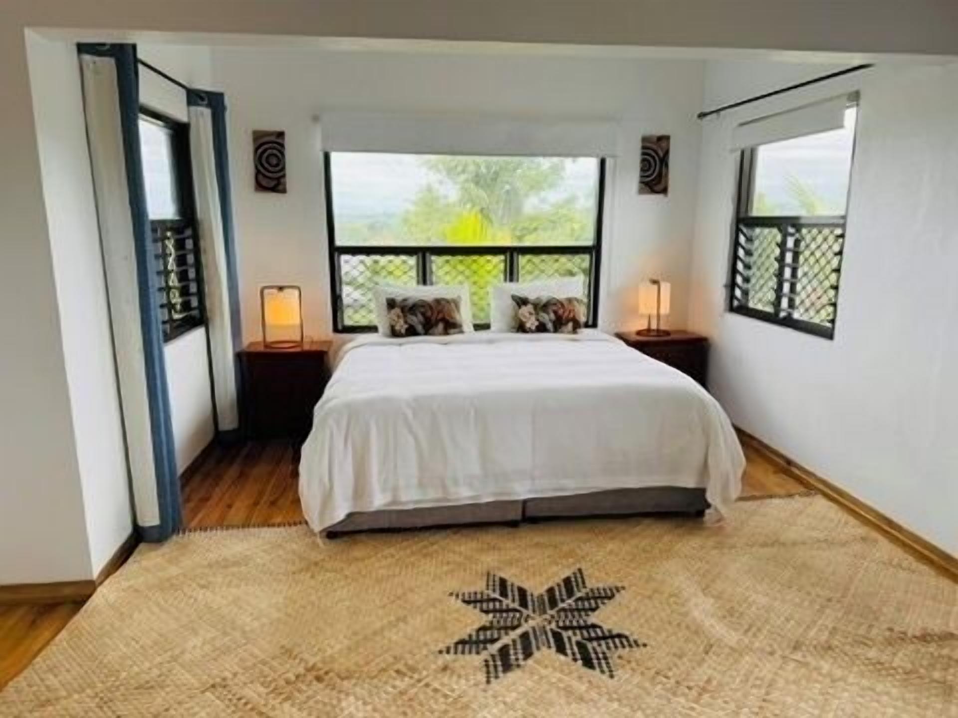 5 Schlafzimmer, Bügeleisen/Bügelbrett, Bettwäsche
