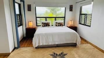 5 Schlafzimmer, Bügeleisen/Bügelbrett, Bettwäsche