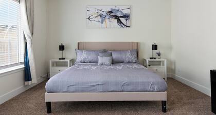 Soothing studio with WiFi in vibrant Sacramento