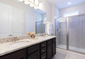 Hair dryer - Encore Themed Retreat (Kissimmee)