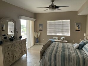 3 bedrooms, free WiFi, bed sheets, wheelchair access - Luxury Penthouse Bella Lago 441 (Fort Myers Beach)