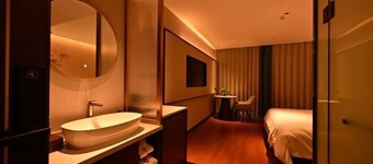 Qixian Hotel