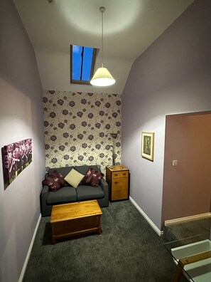 Family Room | Lounge