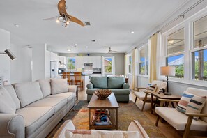 Smart TV - Pensacola Beach Views | Kayaks | Beach Service Included | My Beach Getaways (Pensacola Beach)