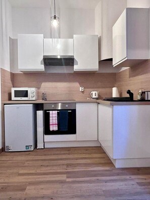 Microwave, oven, stovetop