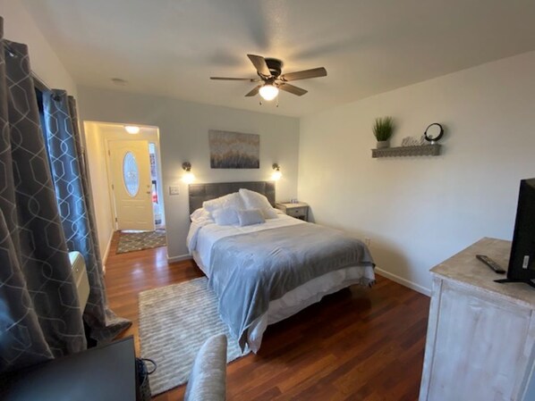 1 غرفة نوم وواي فاي وملاءات أسرّة