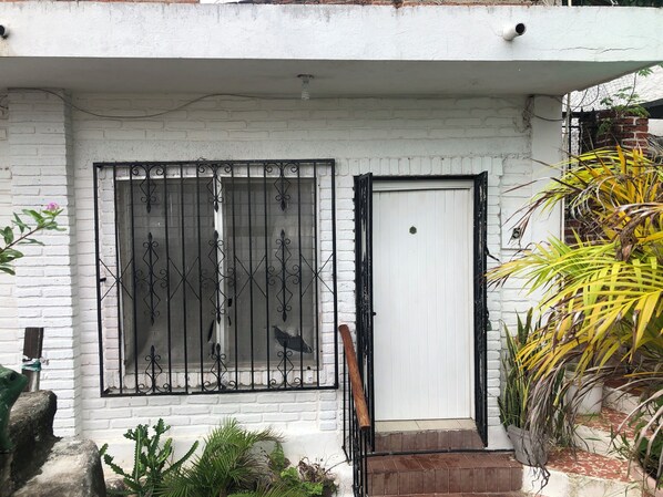 تفاصيل الفندق من الخارج