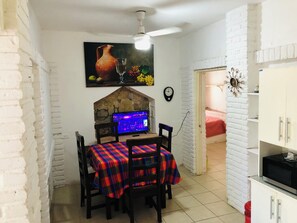 Dining - Small house in cerro del vigia near the beach (Mazatlán)