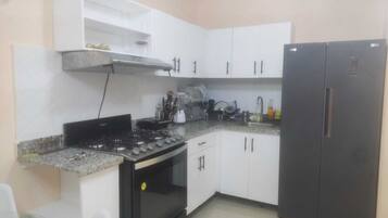 Forno, macchina per tè/caffè, bollitore elettrico, tostapane