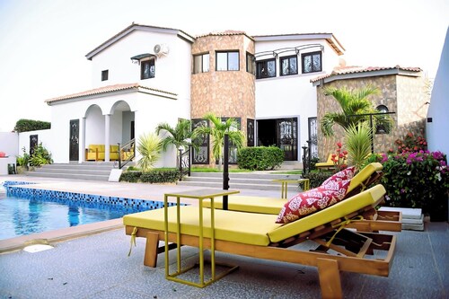 5 minutes from Saly beach, @KEURADIANA, Your haven of peace in Ngaparou.