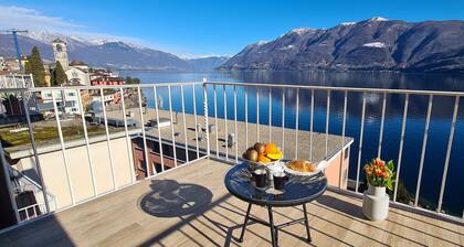 Fantastic view with vacation apartment Lago Maggiore, 80m2, 4 persons, renovated