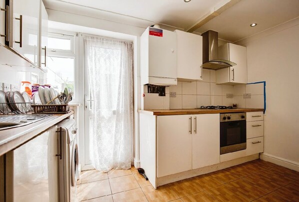 Fridge, microwave, oven, dishwasher